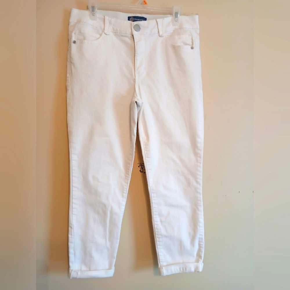 Democracy Jeans White Cropped Size 12